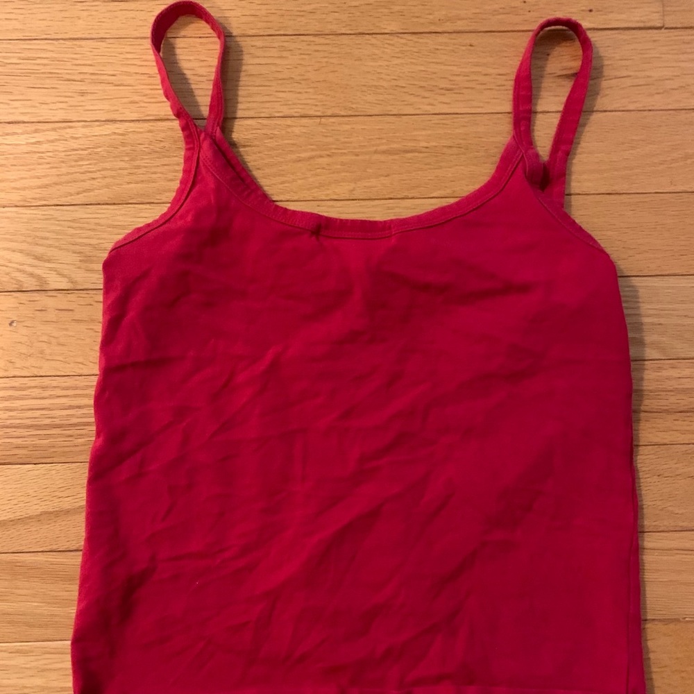 Simple Red Cami - Picture 4 of 4